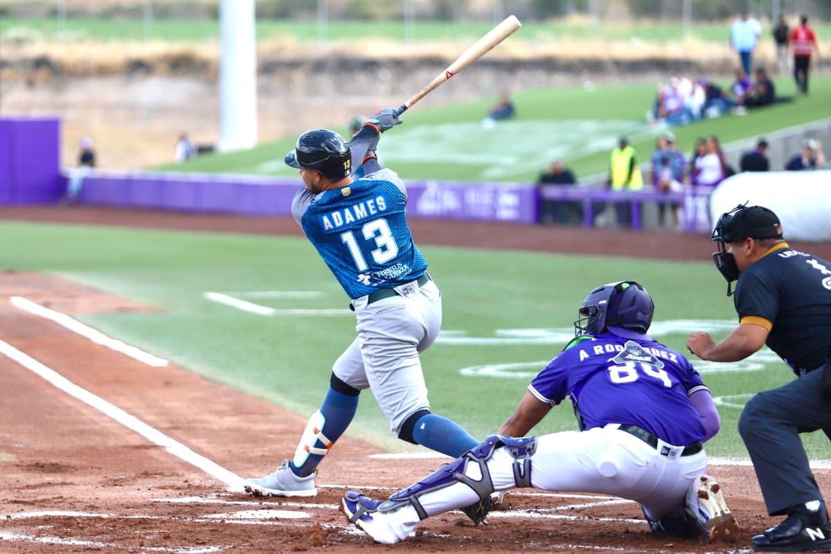 Explota la ofensiva de Pericos para llevarse la serie completa de Querétaro