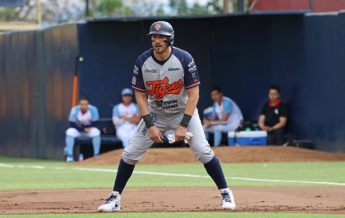 Tigres rescatan un juego del Eduardo Vasconcelos