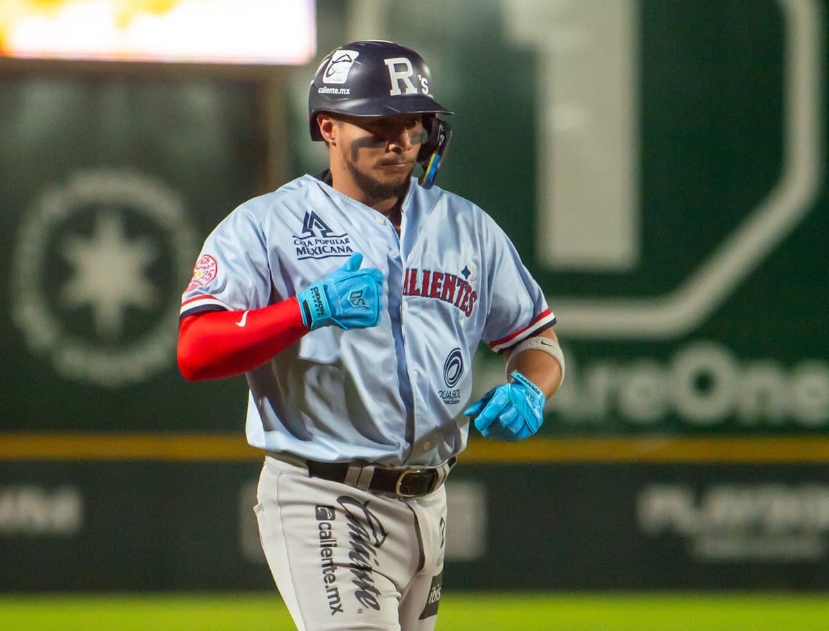 Rieleros rescatan el tercero en La Laguna