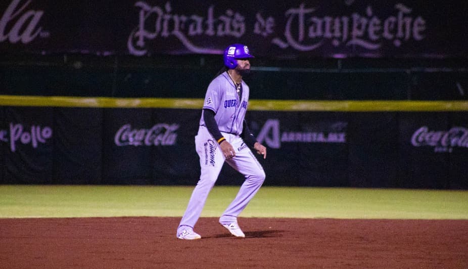 Conspiradores se llevan el tercero de la serie