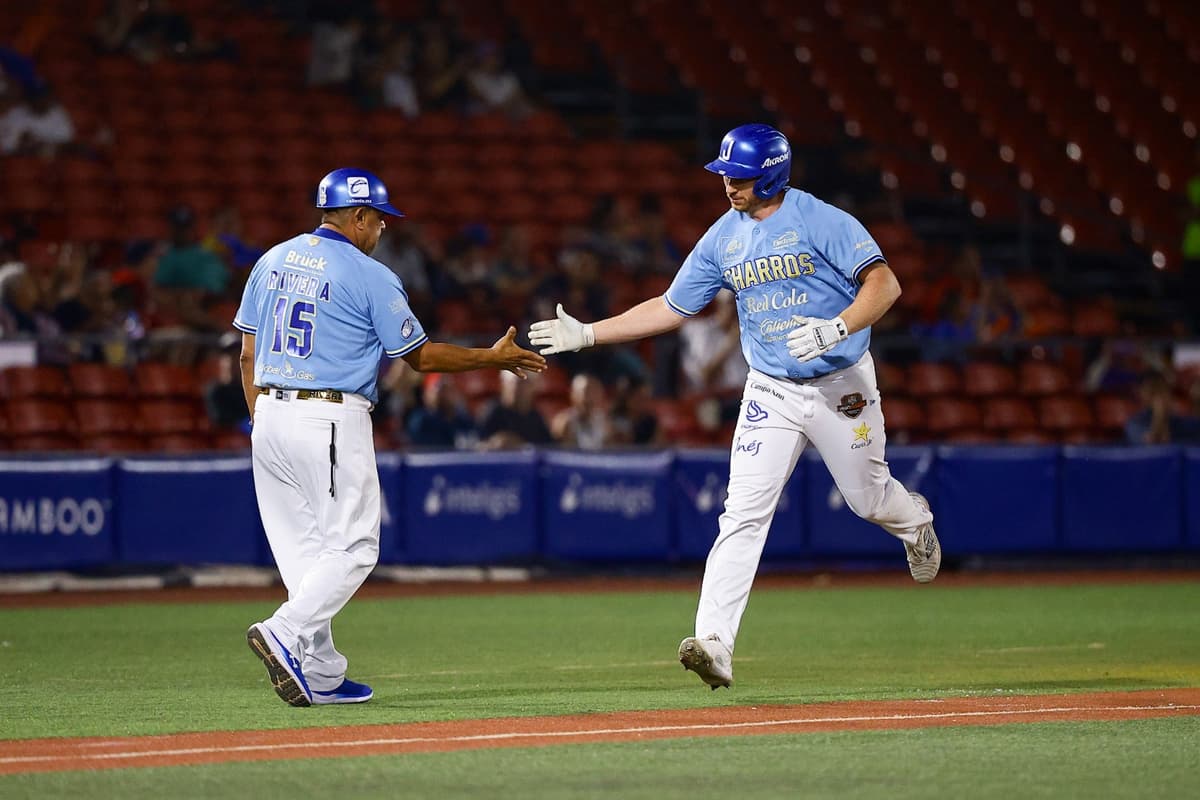 Triunfa Charros en emocionante tercer juego ante Sultanes