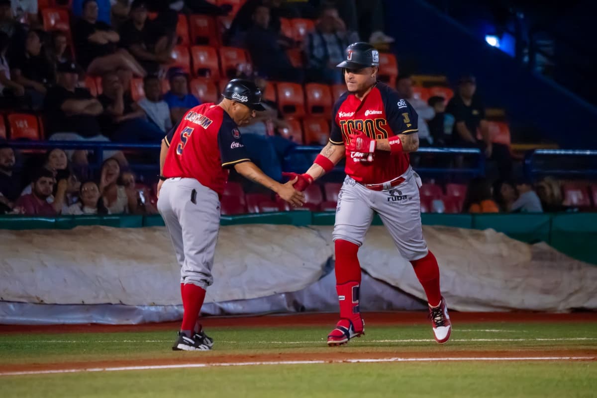 En duelo de poder a poder Toros vencen 8-7 a Rieleros