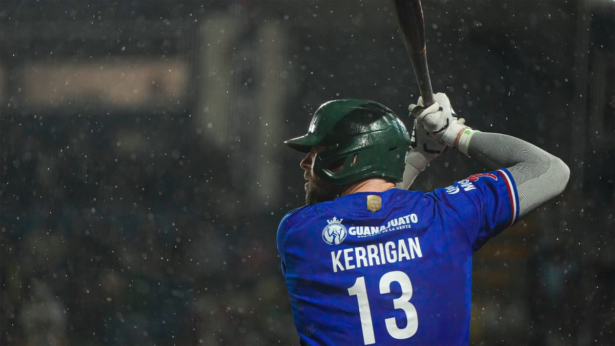 Grand slam de Kerrigan comanda triunfo de Bravos sobre Conspiradores