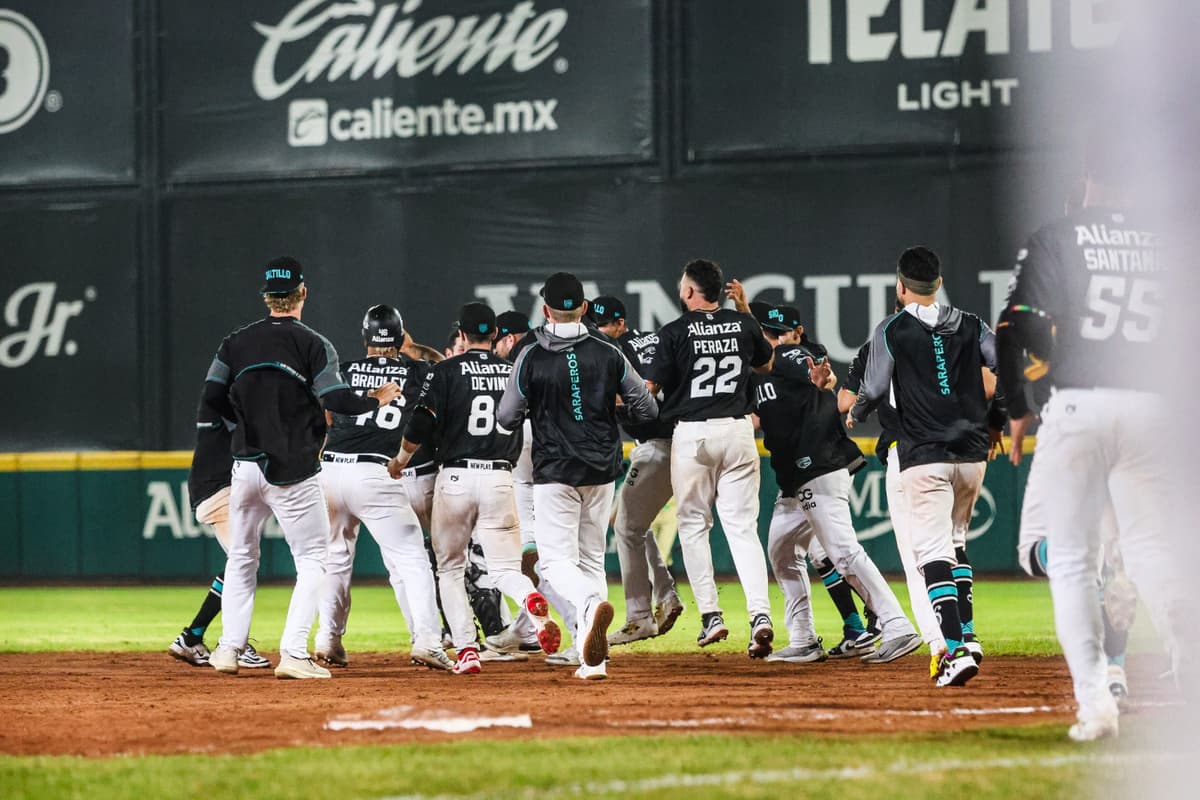 Con gran remontada Saraperos vence a Dorados