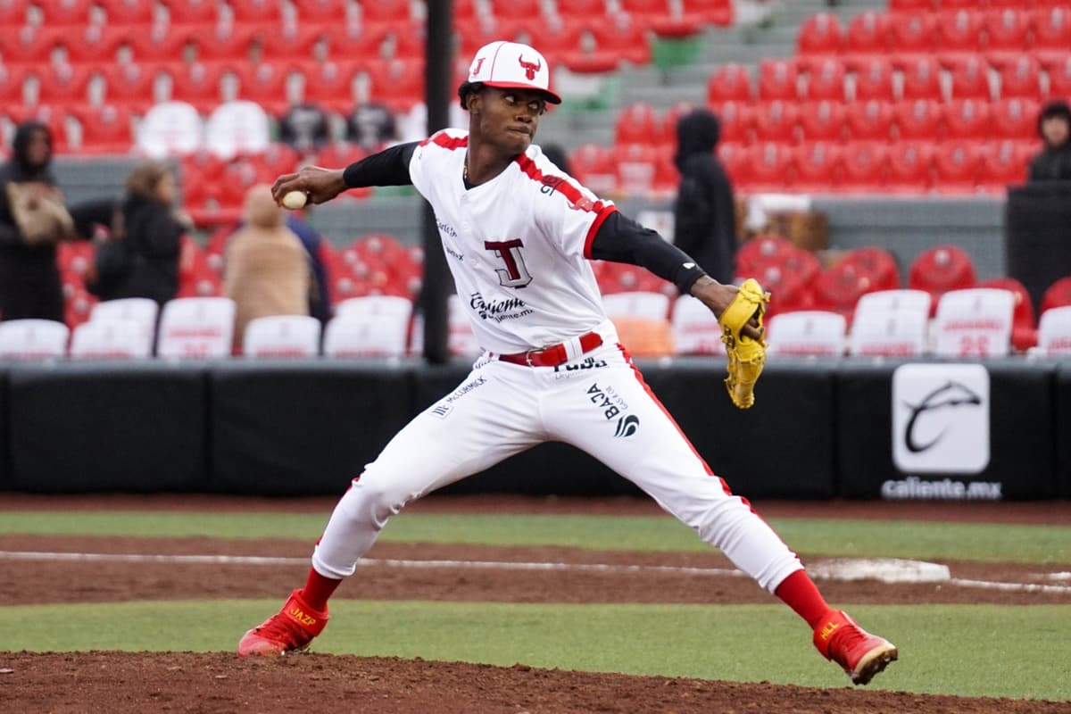 Cuatro exligamayoristas llegan para reforzar a los Bravos de León