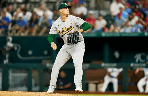 Collin Wiles y Josh Smith llegan a los Bravos de León
