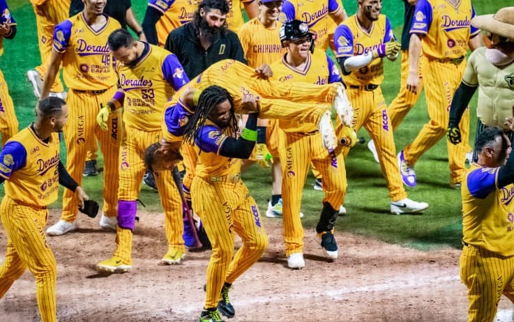 Dorados se impone a Tecos en batalla de extra innings