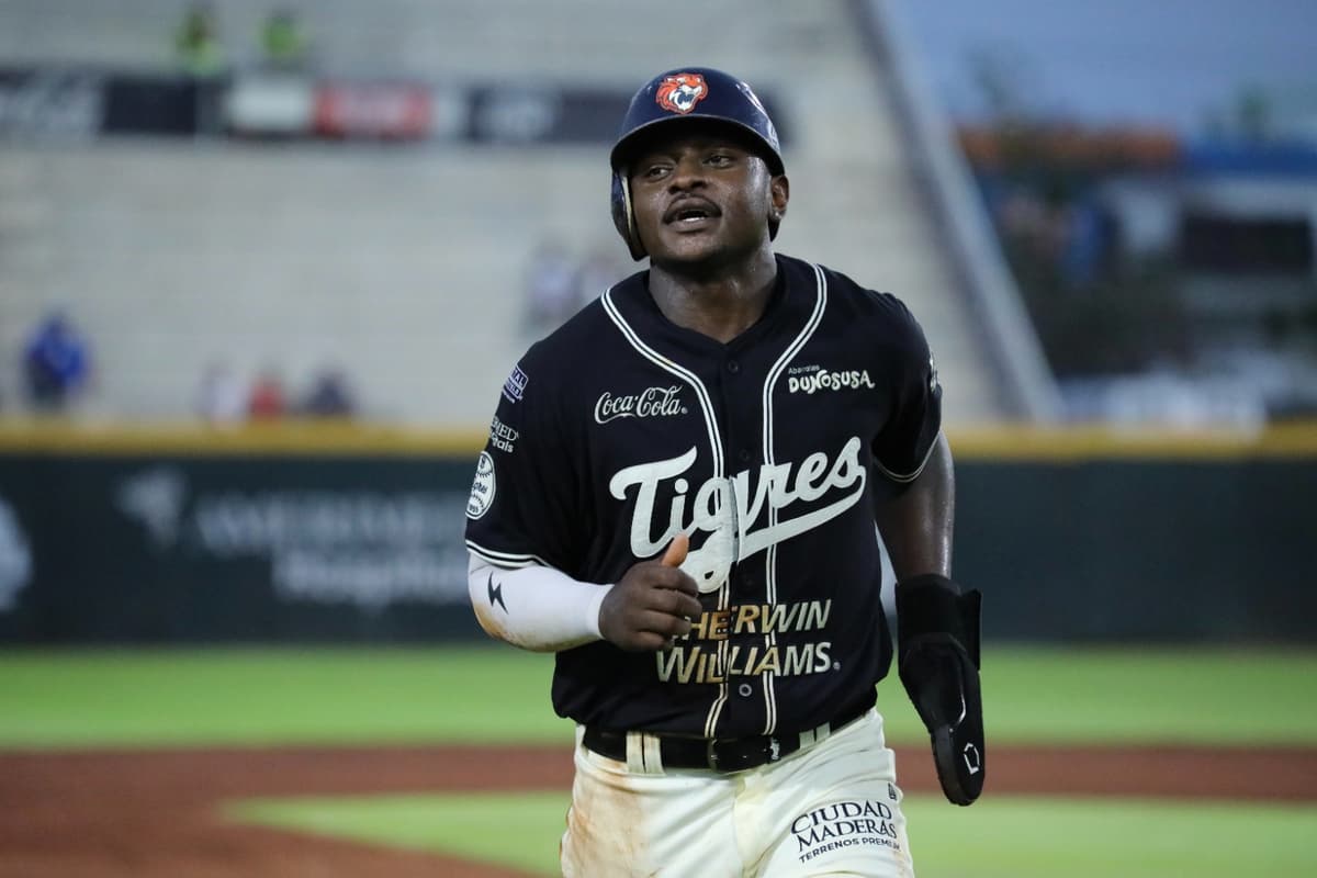 Tigres vence a El Águila dos veces en la misma noche