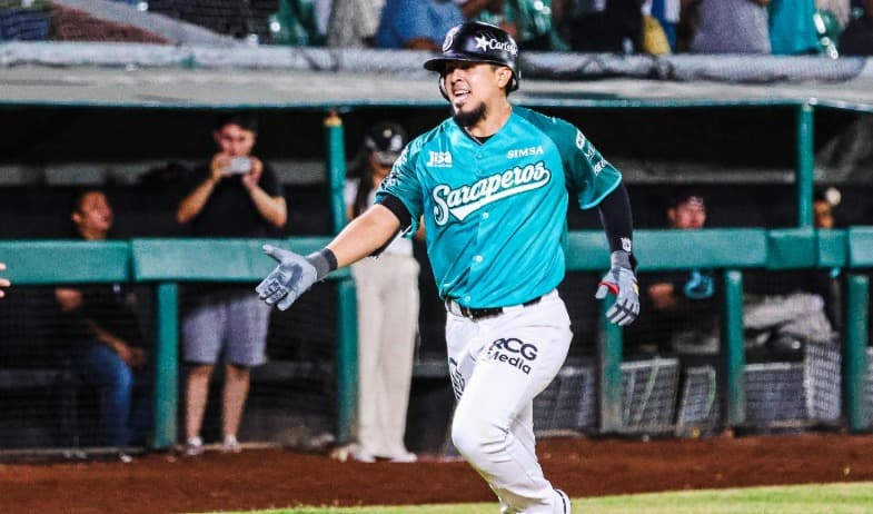 Saraperos consiguió la victoria 10-7 ante El Águila