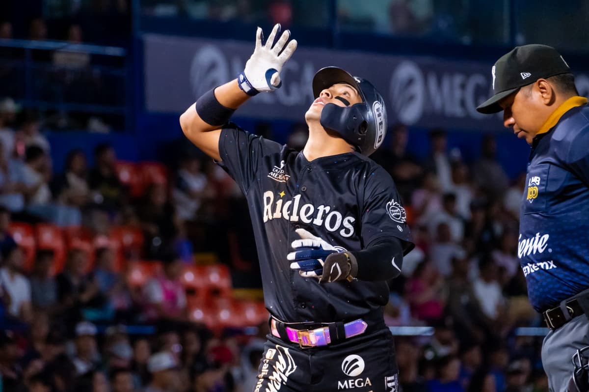 Rieleros vence a Pericos de Puebla en el primero