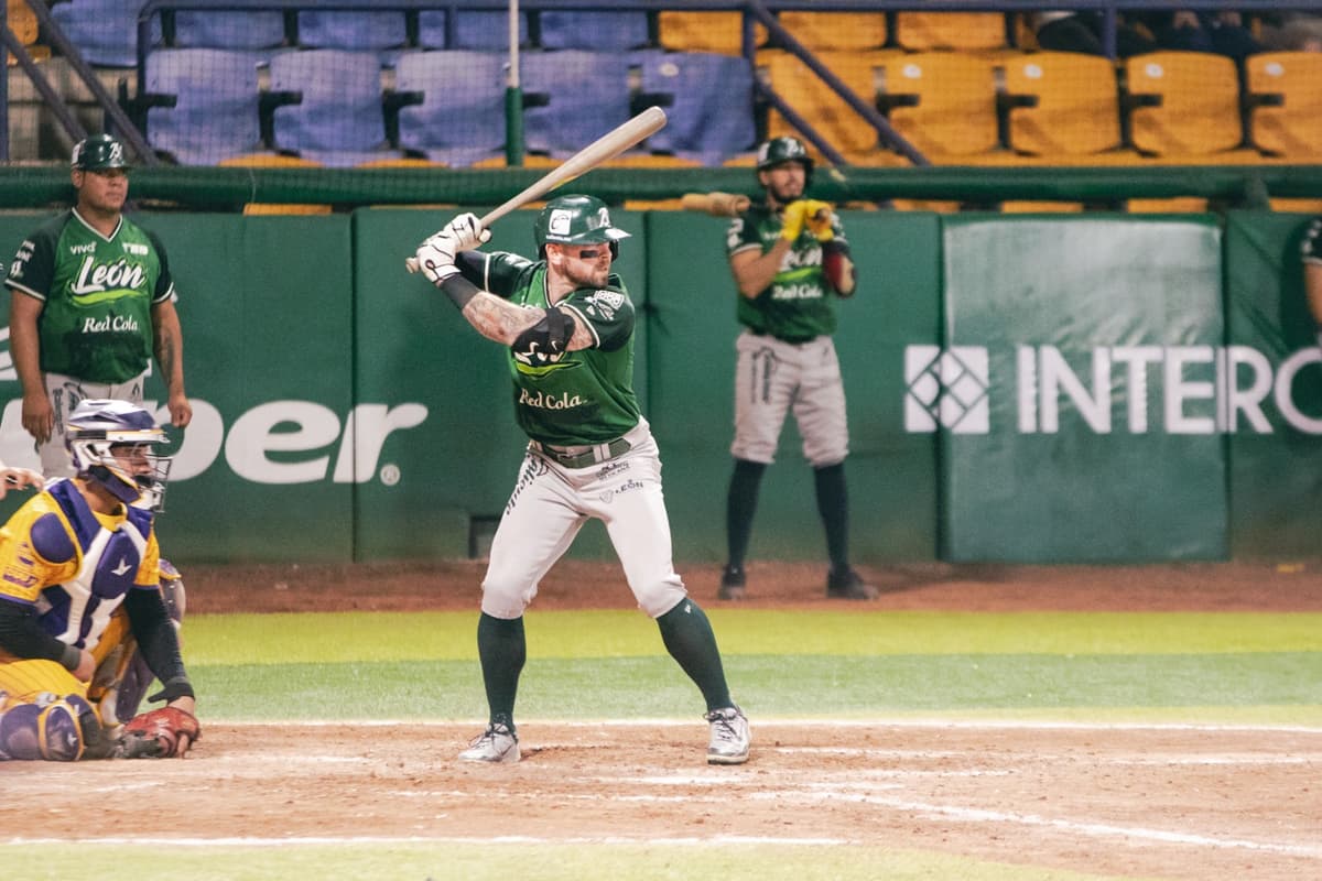 Bravos repiten la dosis en Chihuahua y aseguran la serie