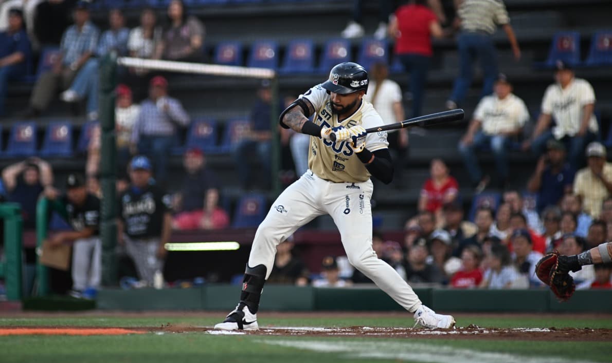 Desata Tecos su ofensiva, vence 11 por 5 y barre a Charros en casa