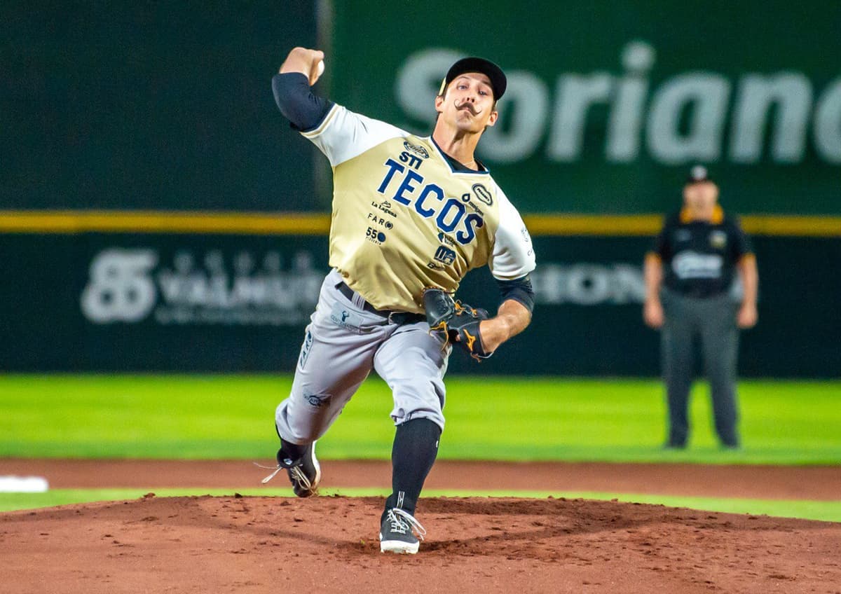 Los Tecos se adelantan en la serie ante UL