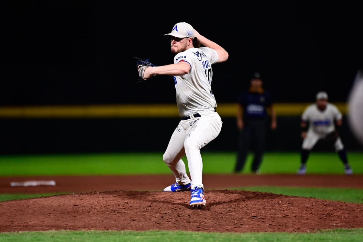 Juan Mora y Wilmer Ríos brillan, botín completo para Acereros