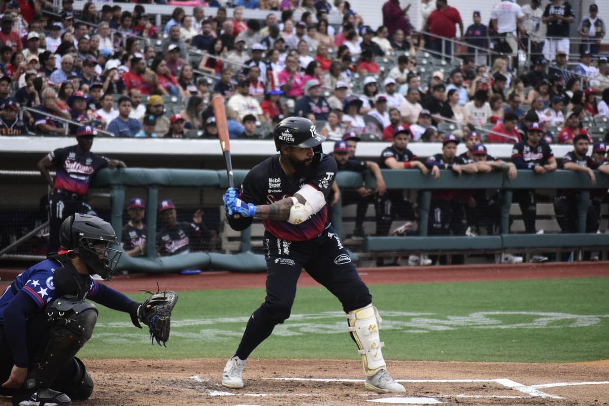 Se lleva Sultanes el primer juego de fin de semana en la frontera