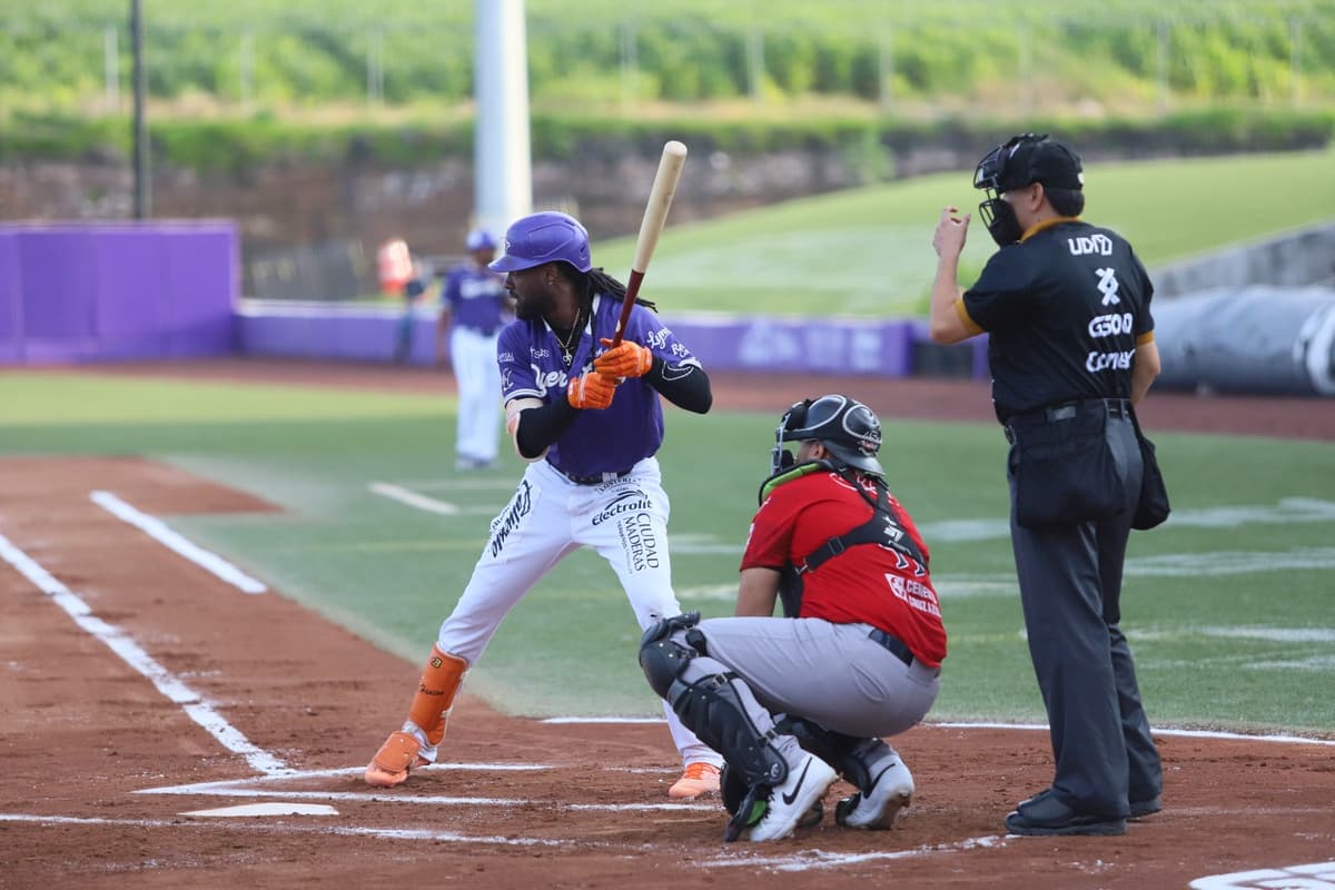 Conspiradores vence a Piratas y asegura la serie