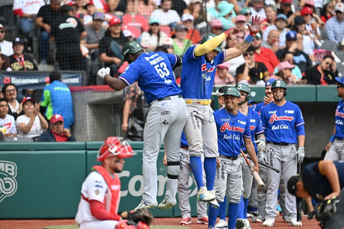 Bravos rescata un juego en el Diamante de Fuego