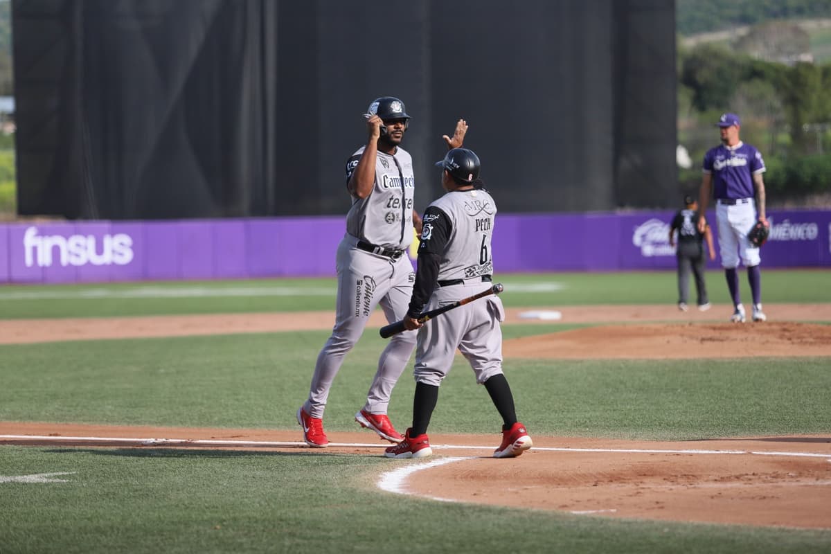 Piratas rescatan un juego ante Conspiradores
