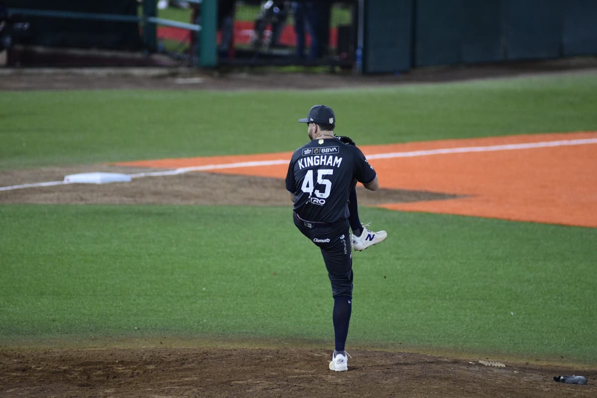 Se lleva Sultanes la serie completa de la frontera