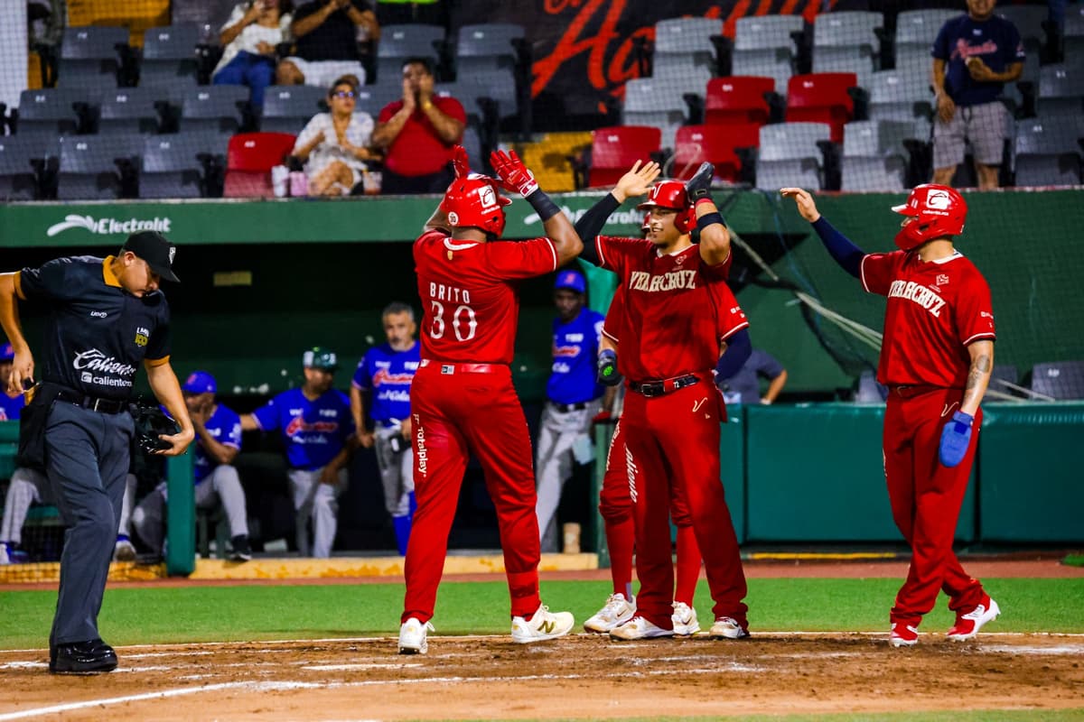 Lamet y Brito comandan triunfo y serie para El Águila