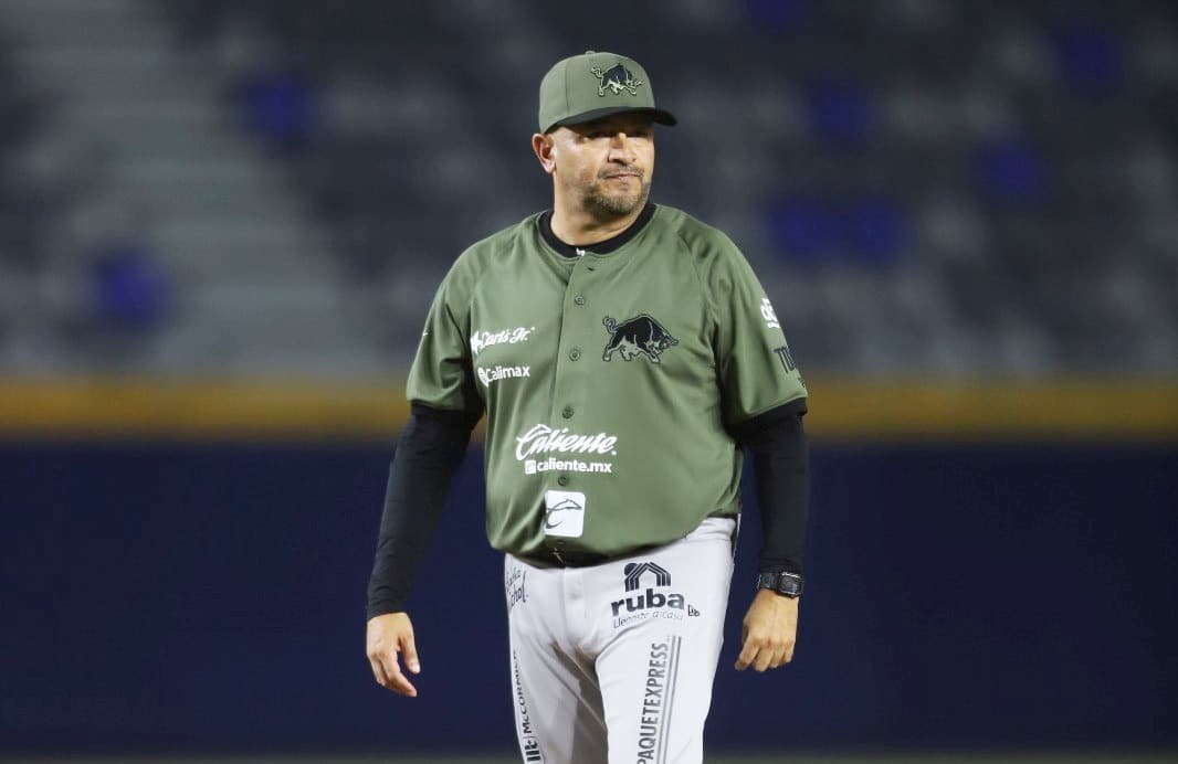 Robles se convirtió en el manejador con más triunfos de rol regular con Toros