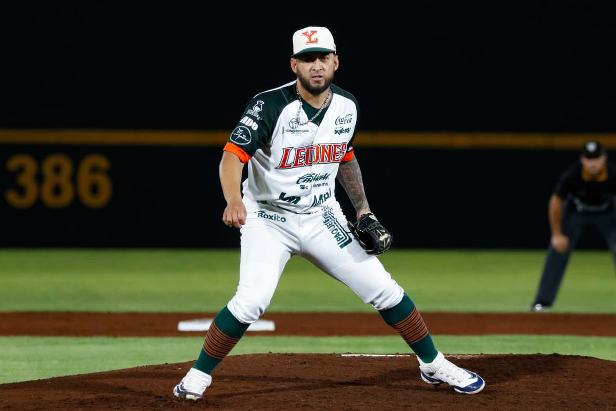 Leones se adelanta en el Clásico Peninsular