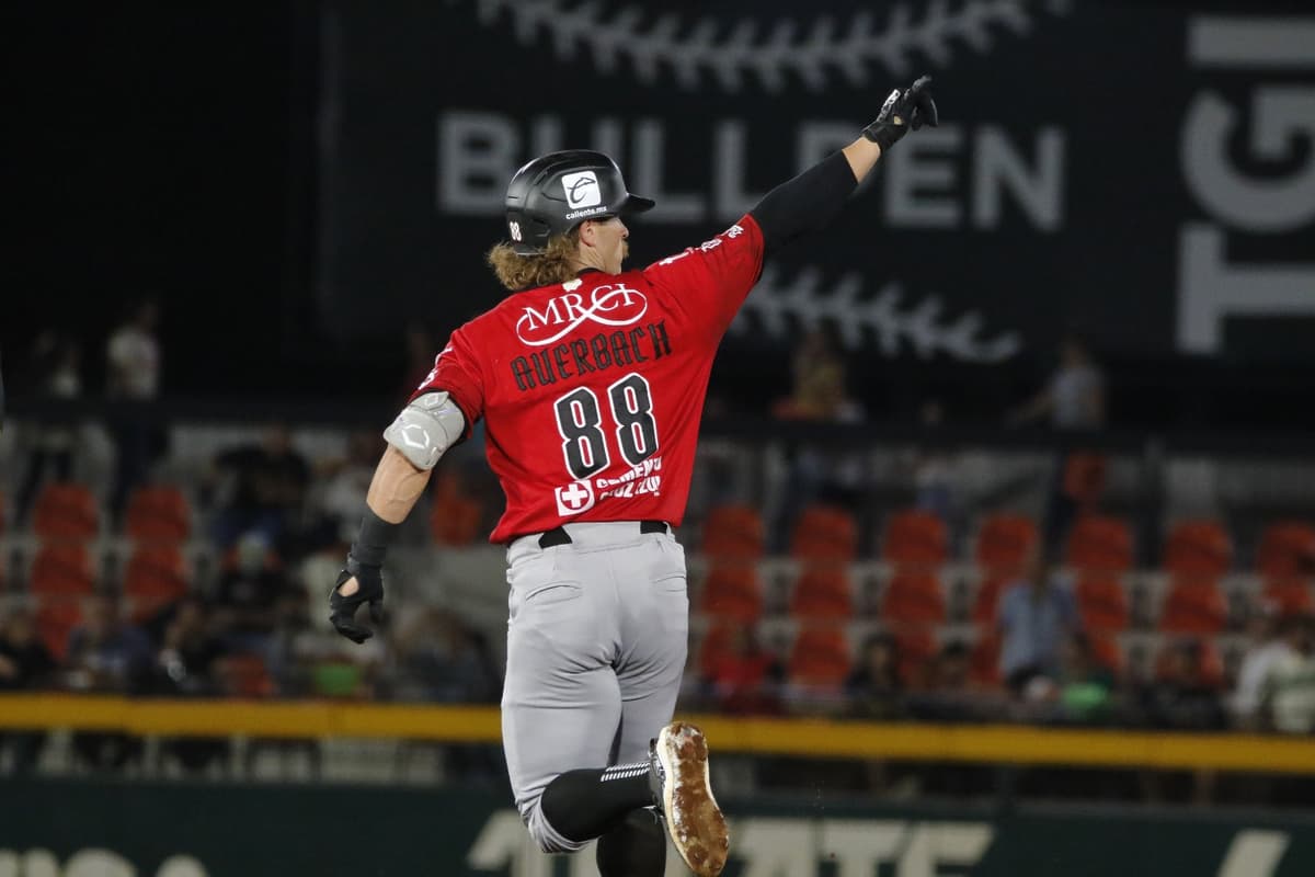 Piratas viene de atrás y nivela la serie