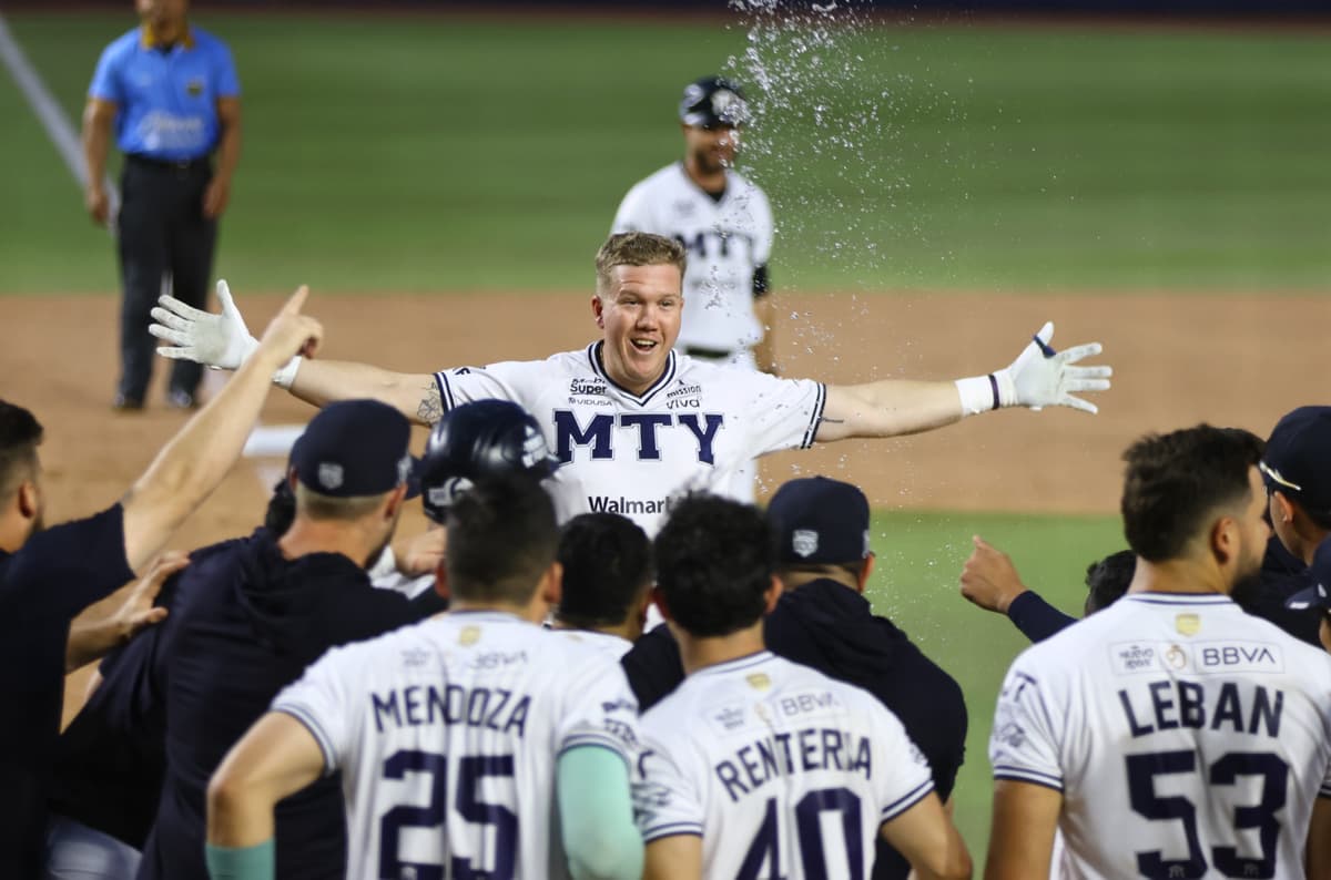 Los Muchachos del Regreso dejan en el terreno a los Rieleros