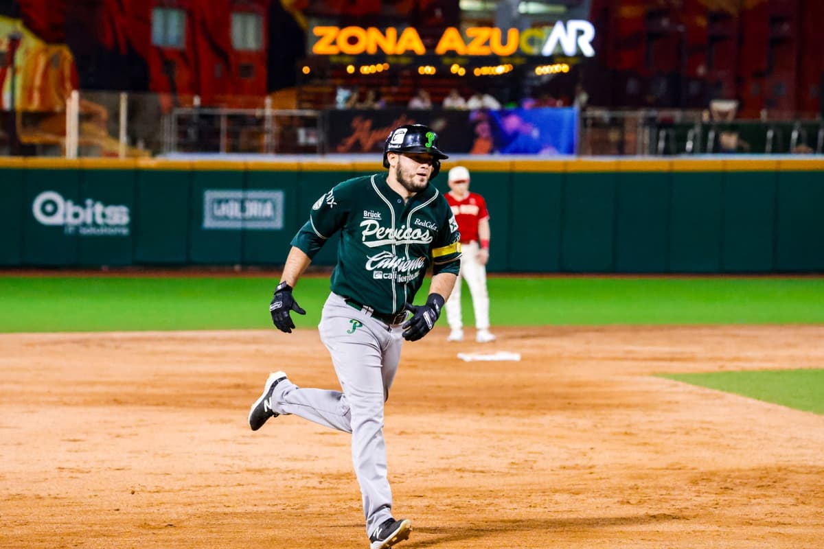 Pericos amarra serie ante El Águila