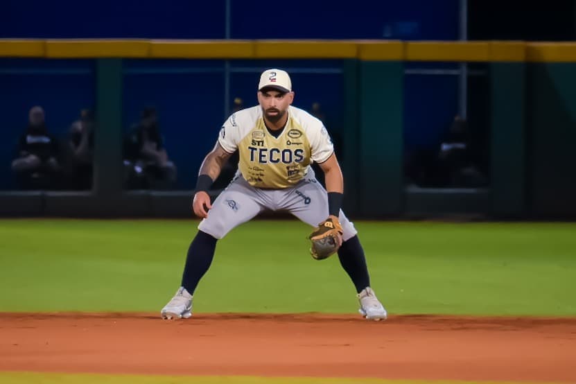 Tecos se llevó la  serie contra Rieleros