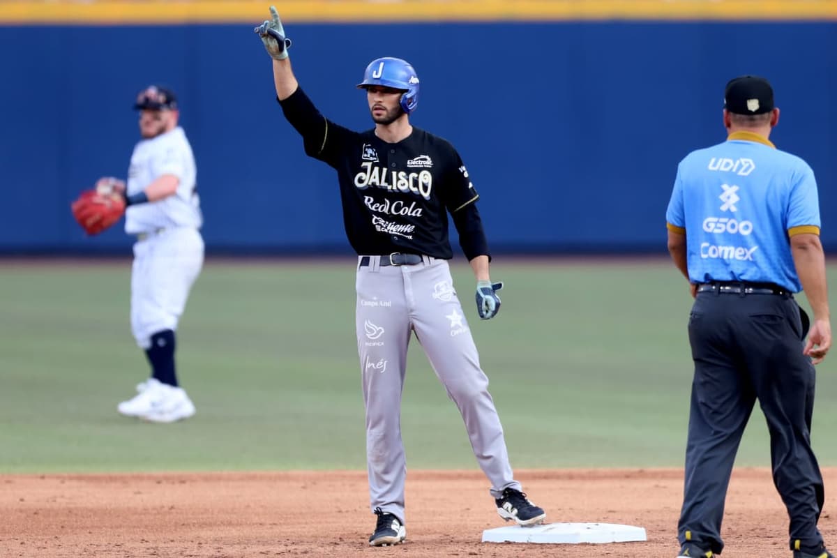 Charros se adelanta 2-0 en la serie ante Sultanes