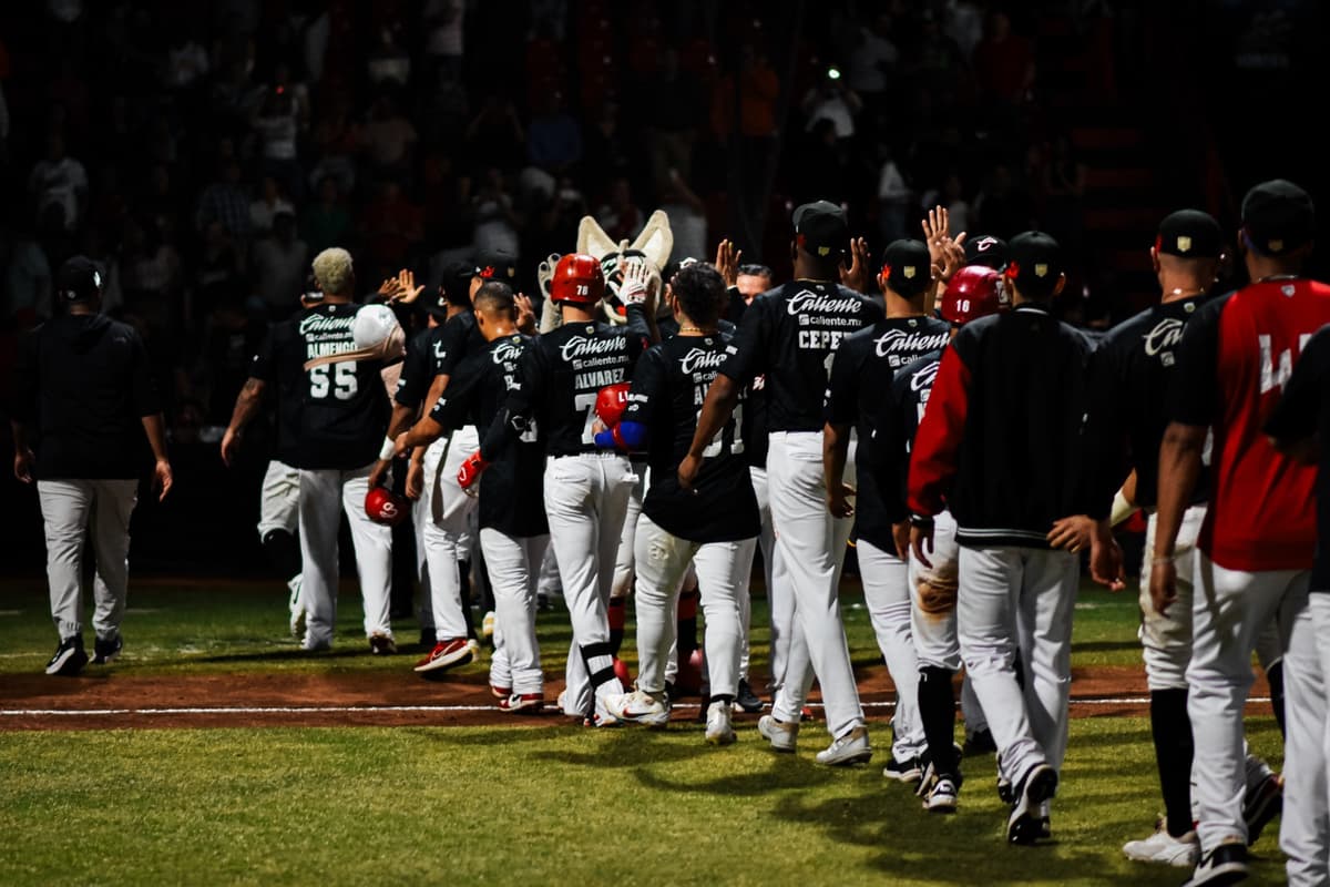 Consigue Caliente walk off en extra innings ante Sultanes