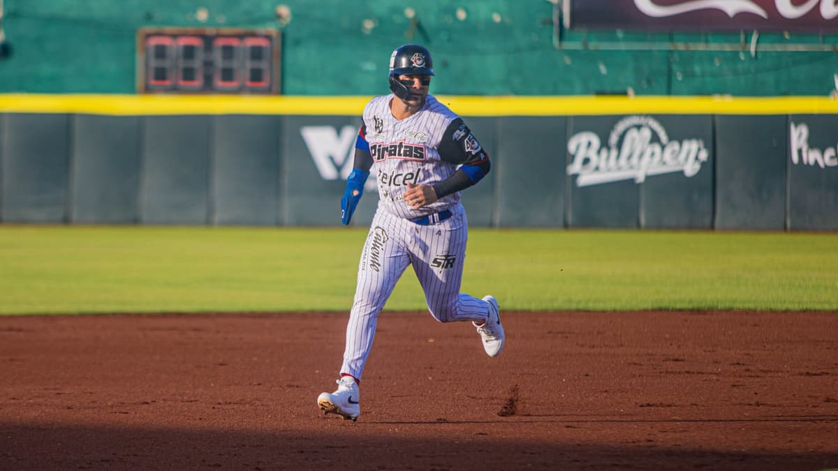 Piratas se queda con la serie en doble cartelera