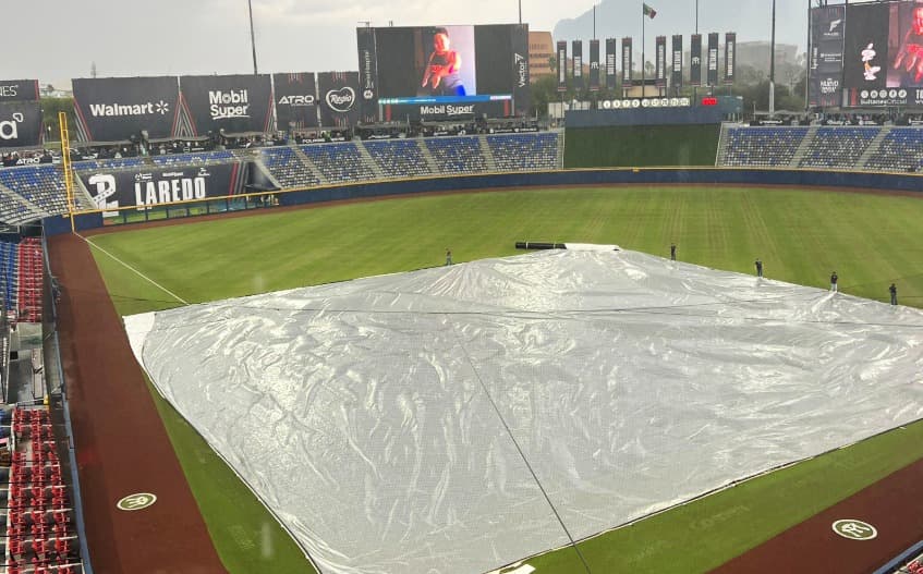 Juego pospuesto por lluvia en Monterrey
