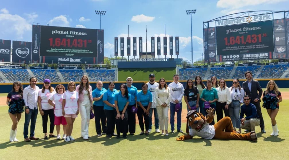 Sultanes de Monterrey y Planet Fitness oficializan alianza solidaria