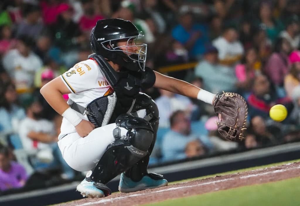 Esthela Segovia seguirá defendiendo la franela de las Bravas en 2026