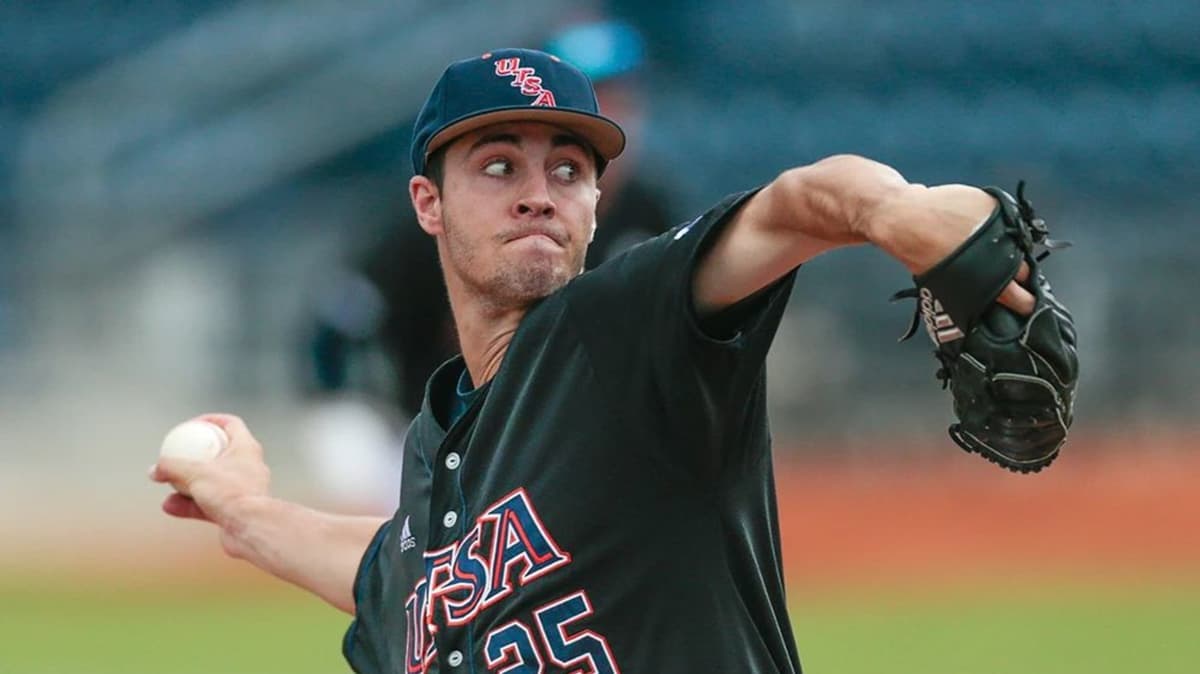 Nate Alexander y Kole Kaler llegan a Rieleros