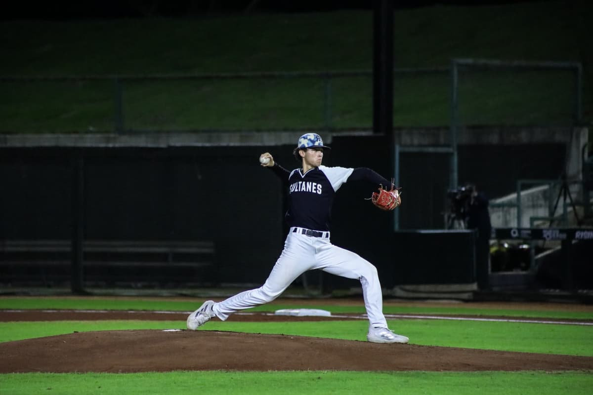 Los Sultanes vinieron de atrás para vencer a los Acereros en Rising Stars