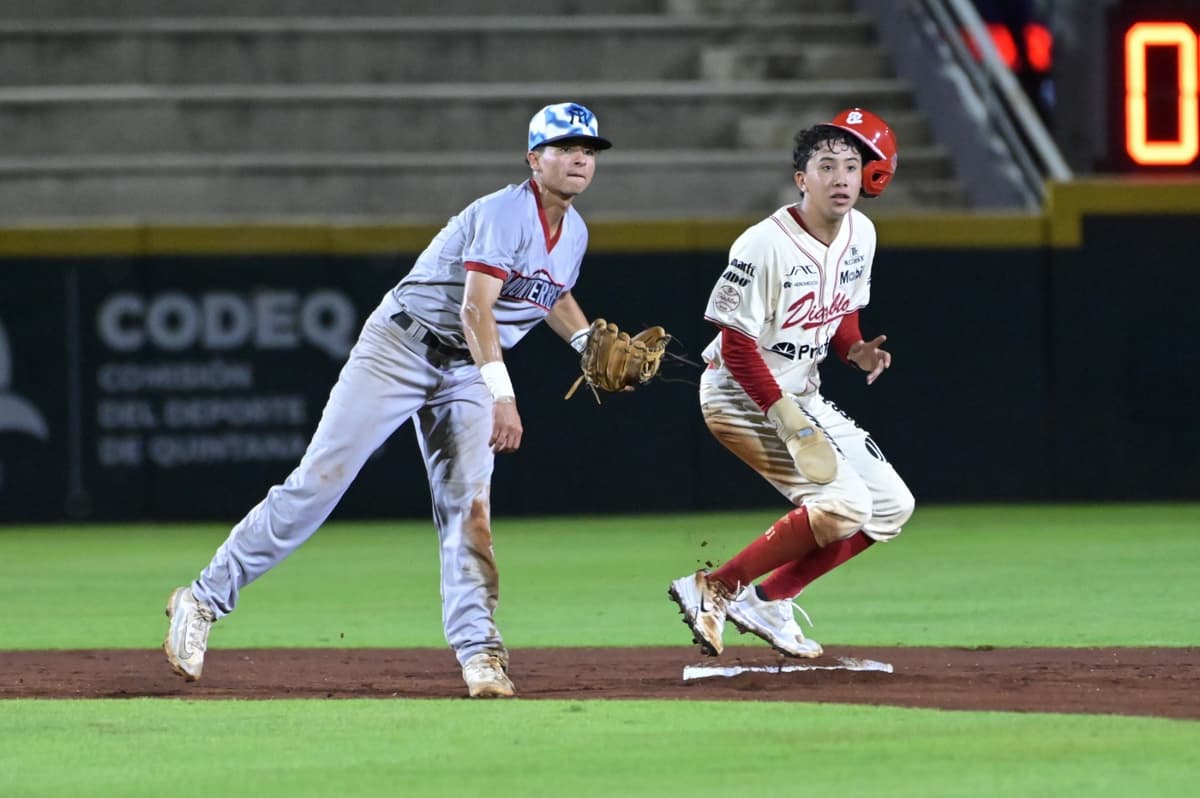 Diablos Rojos vs Sultanes en la final del torneo Rising Stars