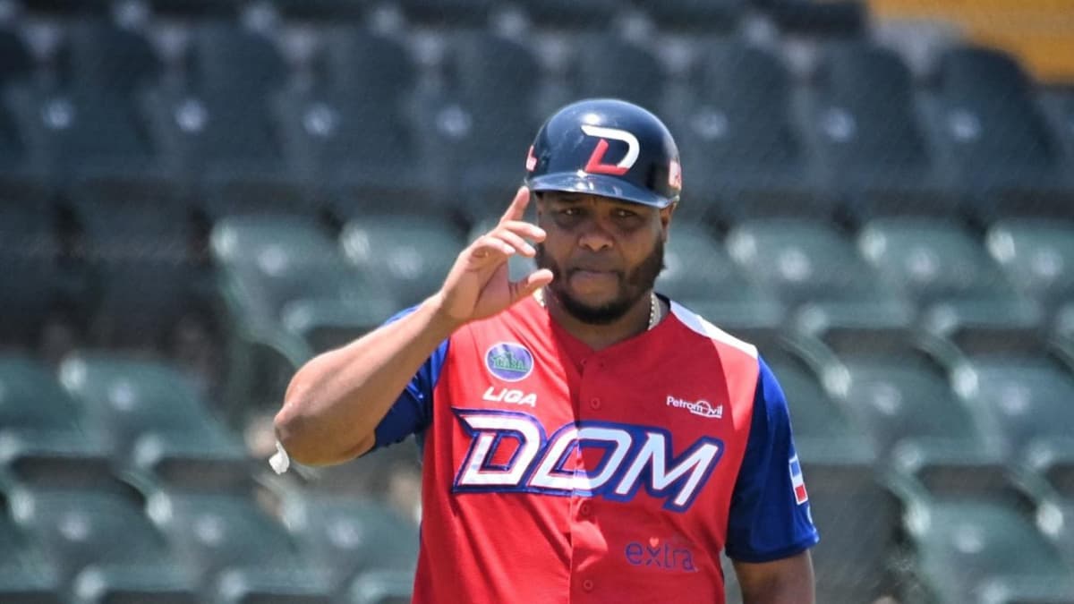 Anderson Hernández llega a Bravos como coach de tercera e infield