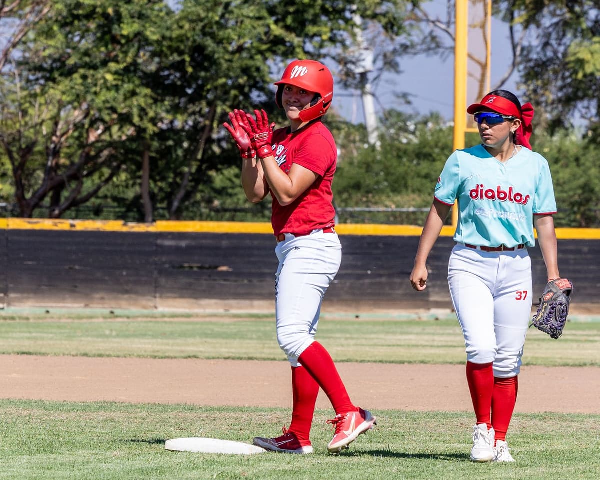 Con resultados positivos Diablos Rojos Femenil termina Early Camp