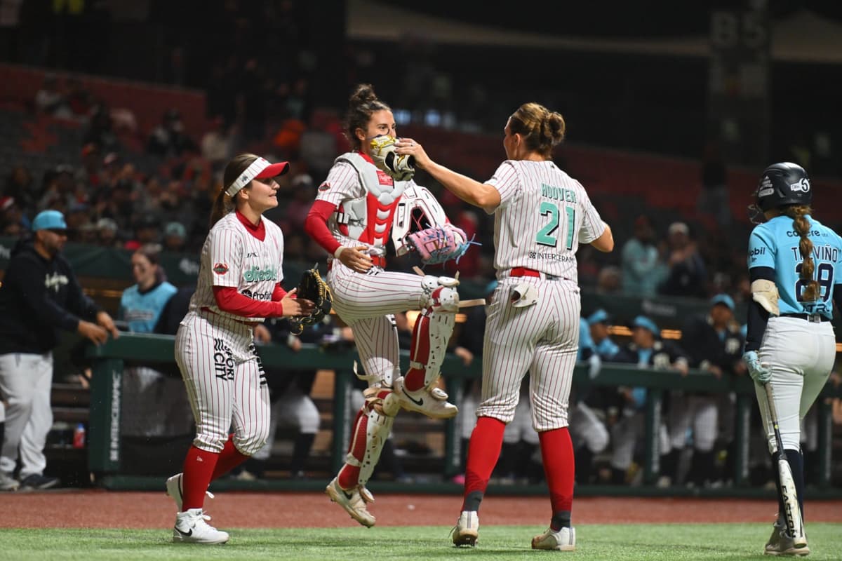 Diablos Rojos Femenil mantiene racha ganadora al vencer a Sultanes