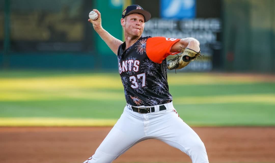 Cameron Cotter fortalece el bullpen de los Saraperos