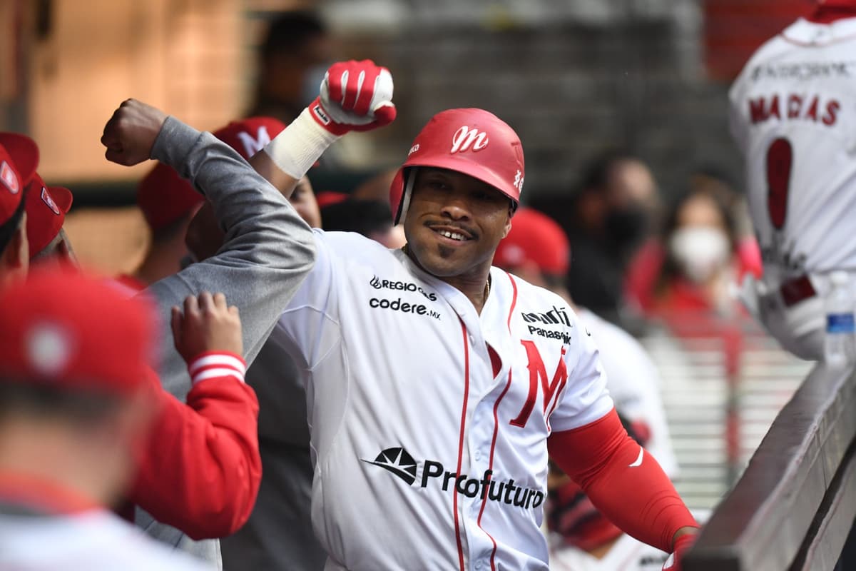 Jon Singleton regresa a los Diablos Rojos como refuerzo para el 2026