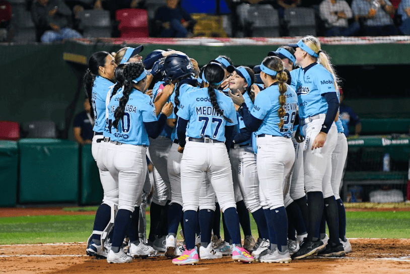 Sultanes vence a El Águila en extrainnings