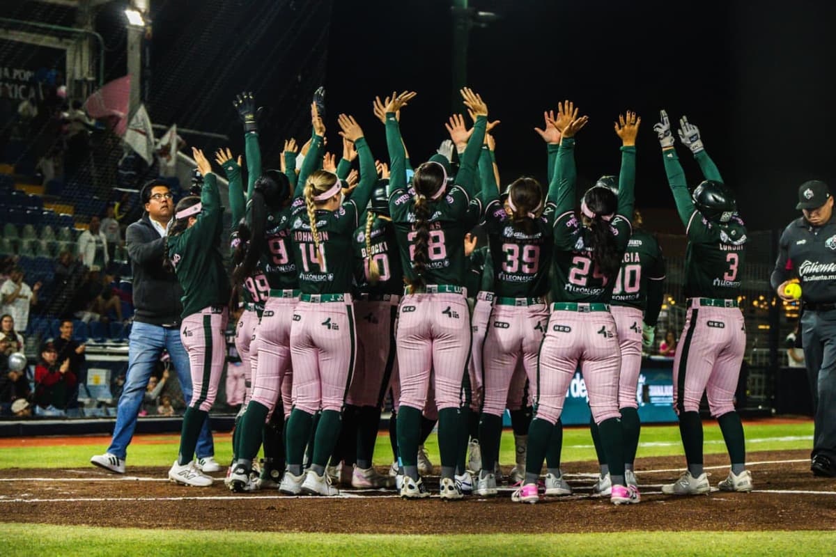 Jonrones de Muñoz y Gasparotto guían triunfo de Bravas sobre Charros