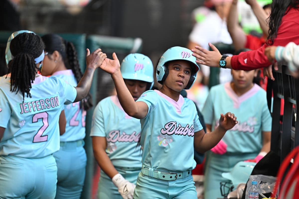 Tarde explosiva de Jefferson y Zayas para cerrar semana con victoria