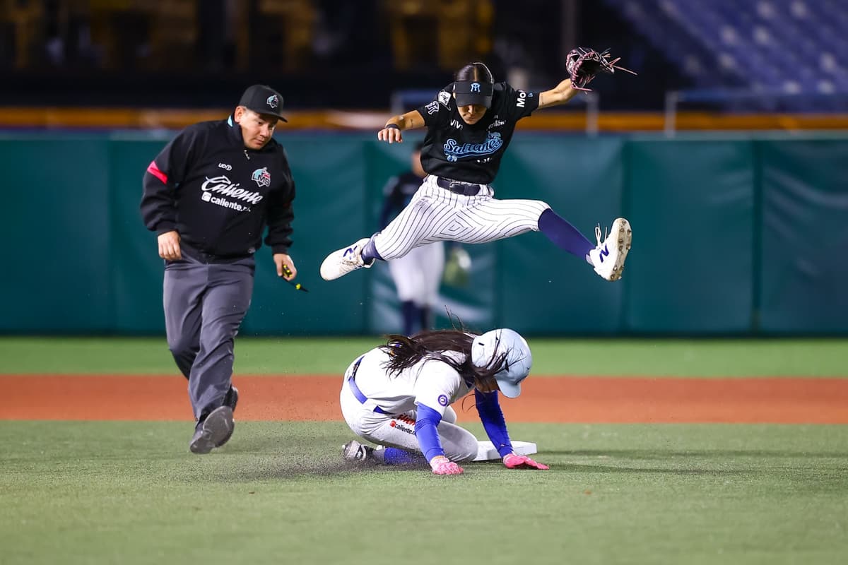 Sultanes Femenil vence a Charros en juego de extra innings