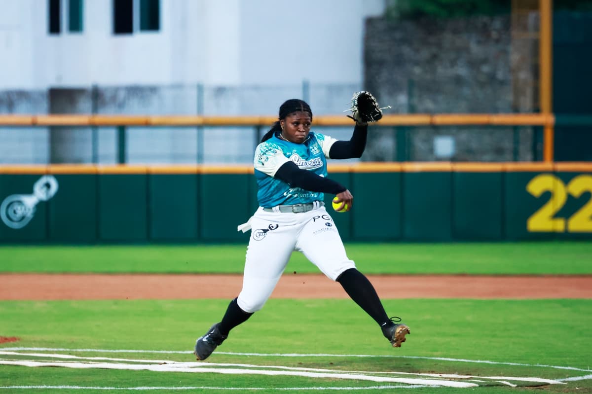 Joya monticular de Donnie Gobourne en triunfo olmeca