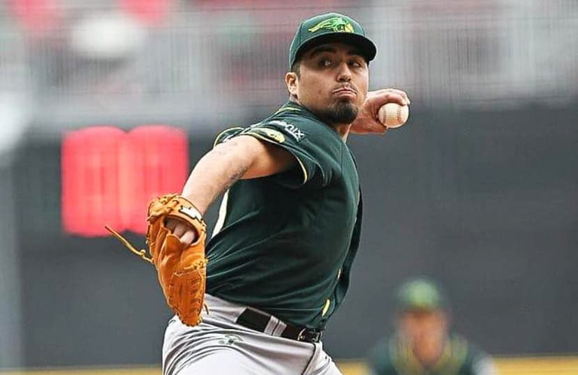 Suma Caliente de Durango el brazo de Héctor Villalobos a su pitcheo